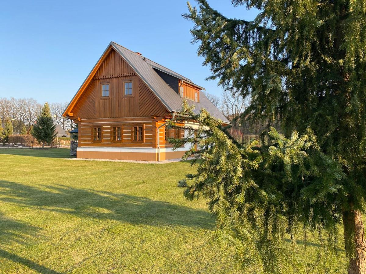 Roubenka Adel Villa Vrchlabí Exteriör bild